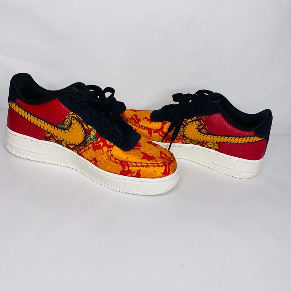 Nike Air Force 1 GS "Chinese New Year" Red Gold - Picture 9 of 10